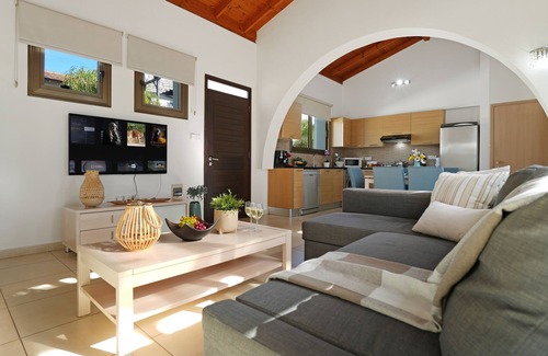 Ayia Thekla House | Villa Anthia - 2bed with Large Pool