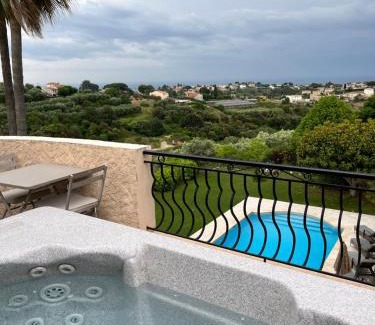 Cagnes-sur-Mer Bed & Breakfast | Villa Antoline