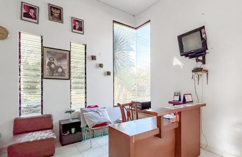 Cilimus Hotel | Villa Anugerah Linggarjati Mitra RedDoorz