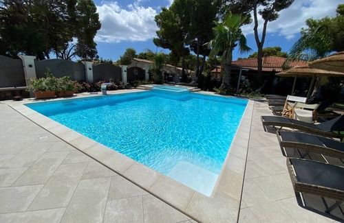 Porto Pino Apartment | Villa Aquamarina Pintadera Rossa