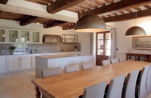 Foiano della Chiana Villa | Villa Arezzo Summary: