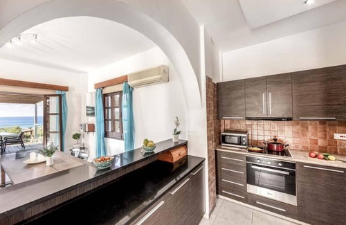 Argaka Villa | Villa Argaka Vista - Three Bedroom Villa, Sleeps 6