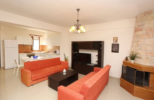 Pefkochori Villa | Villa Argo 3 - Beachfront, Big gardens, Amazing Location and Fantastic Views!