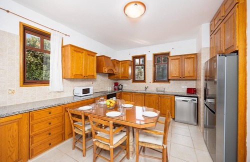 Argaka Villa | Villa Ariadne - Four Bedroom Villa, Sleeps 10