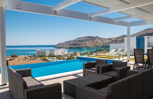 Vlicha Villa | Villa Aristoteles