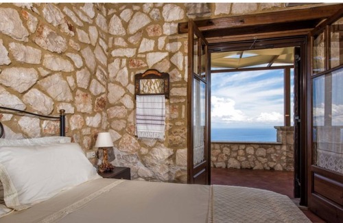 Skinaria Villa | Villa "Armos" with Sea View, Pool & Wi-Fi
