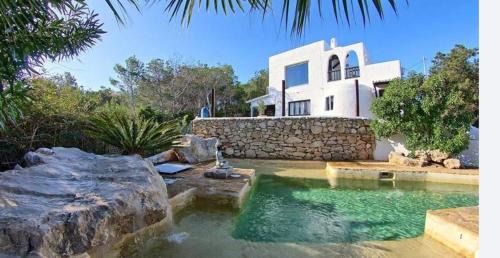 Can Furnet Villa | Villa Arrancia Luxury Oasis in Can Furnet Ibiza