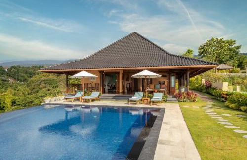 Kayu Putih Villa | Villa Asem Kembar-Breathtaking Clifftop Luxury Honeymoon Villa!