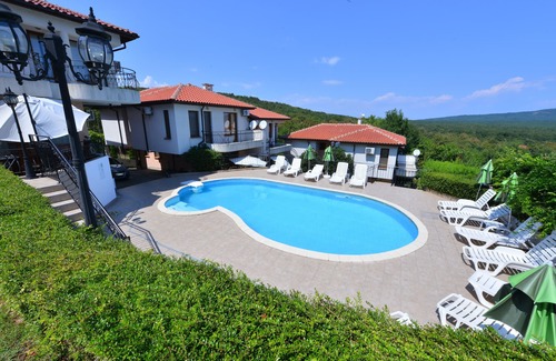 Primorsko House | Villa Aspen Guest House