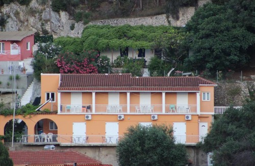 Lakones Apartment | VILLA ATHINA
