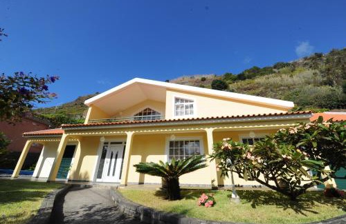 Ponta do Sol House | Villa Atlântico, your family&friends retreat