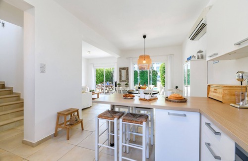 Cape Greko Villa | Villa Atlantis - Charming Cape Greco Getaway