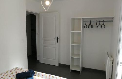 Septemes-les-Vallons Villa | Villa au Calme avec Extérieur et parking gratuit aux portes d'Aix et Marseille Emplacement idéal