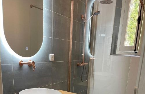 Montbrun-les-Bains Apartment | Villa Aulan, Luxe et Repos au Château des Gipières