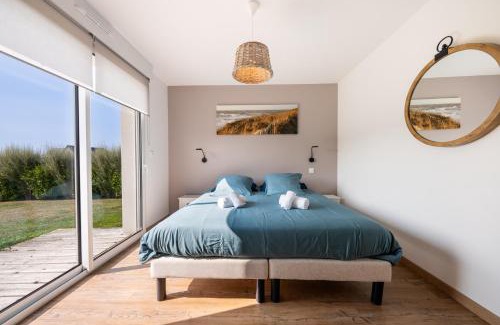Barneville-Carteret House | Villa avec piscine privée, sauna, jardin et parking