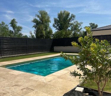 Charmes-sur-Rhone Villa | Villa avec piscine - L'Oliviera