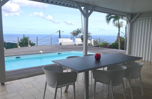 Schoelcher House | Villa Avec Piscine et vue Mer, à 5 Minutes de la Plage de Schoelcher