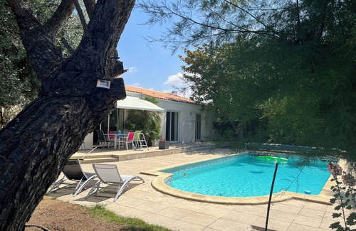 La Jarne Villa | Villa avec piscine et une belle salle de jeux pour les grands et les petits.