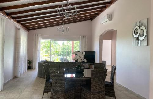 Sainte-Luce Villa | Villa avec piscine, vue sur mer, Rocher du Diamant