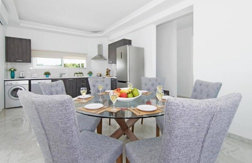 Kapparis Villa | Villa Avian - Three Bedroom Villa, Sleeps 6