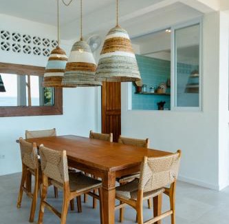 Tanjungbenoa House | Villa Ayunan 3 BR on Bingin Beach