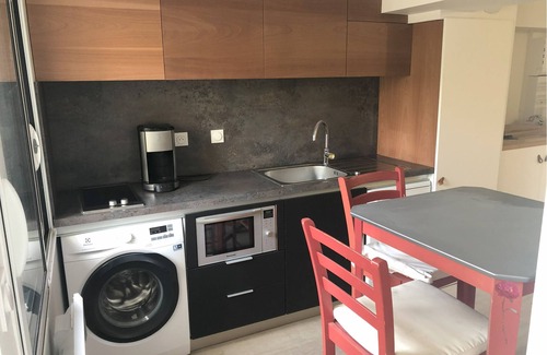 Saint-Nazaire Apartment | Villa Aziliz - Studio vue sur Patio sur Jardin