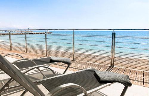 Villeneuve Loubet Beach Hotel | Villa Azur