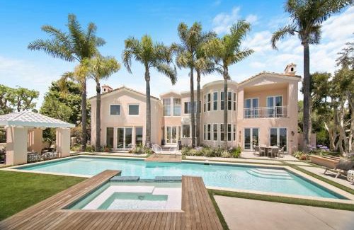 Central Malibu House | Villa Azure - by Stay Awhile Villas