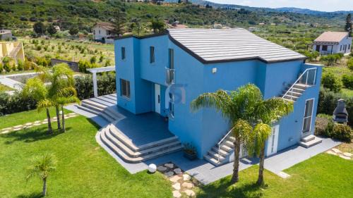 Lascari Villa | Villa Azzurra con piscina privata