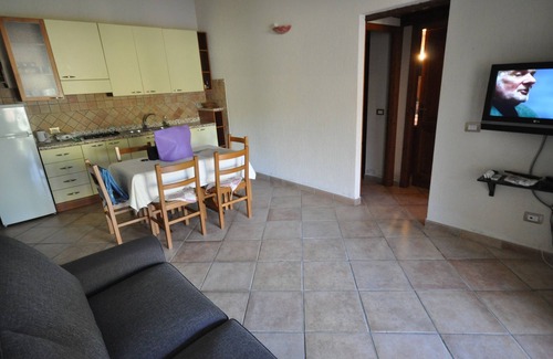 Budoni House | Villa B, 100 meters from the beach of Budoni, free WI-FI, A/C