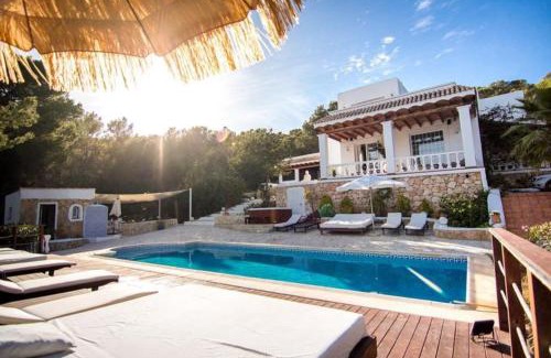 Sant Josep de sa Talaia Villa | Villa B&M Experience