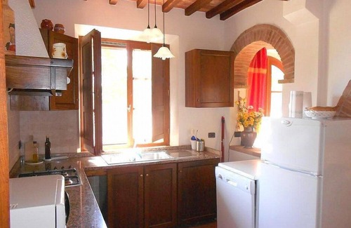 Chianciano Terme Villa | Villa Bambina: A pleasant and spacious two-story villa surrounded by the greenery, with Free WI-FI.