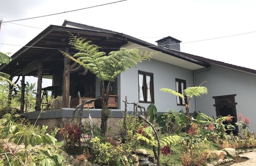 Cimacan Villa | Villa Bawean Terrace Cipanas