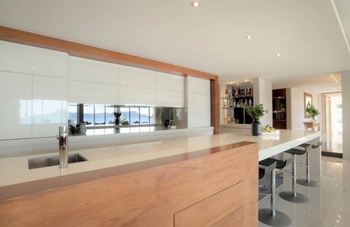 South Mission Beach House | Villa BE - Exclusive Luxury Resort Style Home