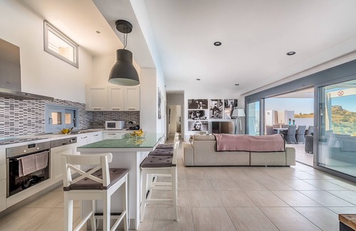 Vlicha House | Villa beautiful decoration and superb sea view, heated pool
