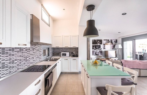 Vlicha House | Villa beautiful decoration and superb sea view, heated pool