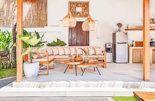 Berawa Villa | Villa Belize - Lush 4BDR villa, rooftop terrace
