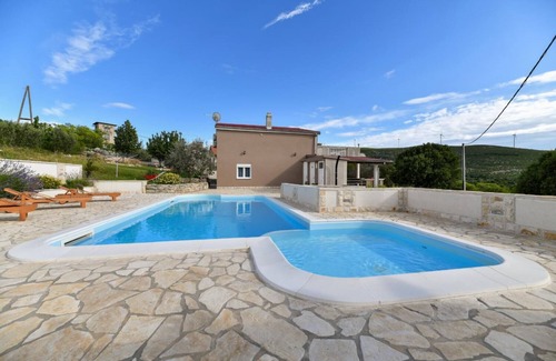 Krusevo Villa | Villa Bella - Five Bedroom Villa, Sleeps 10