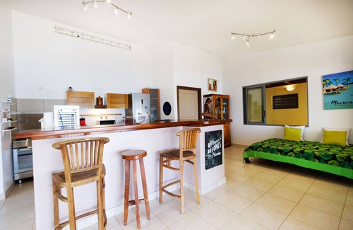 French Polynesia Villa | Villa Bella Vita ENJOY VILLAS/3 bdrm with AC/3 bath/pool+lagoon access