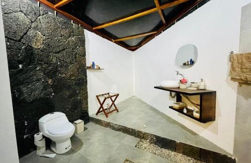 Puerto Villamil House | Villa Bella with private pool and high speed internet