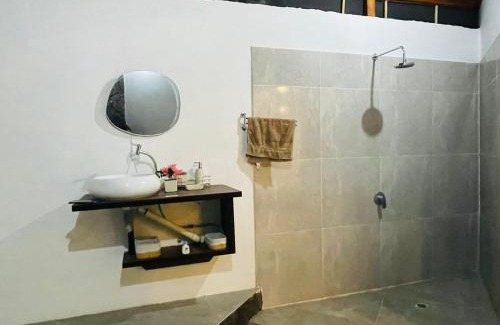 Puerto Villamil House | Villa Bella with private pool and high speed internet