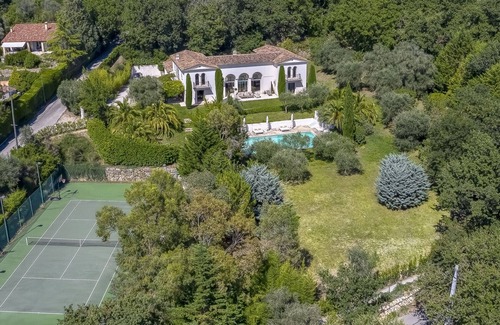 Chateauneuf-Grasse Villa | Villa Bellecour - with tennis court