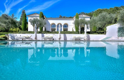 Chateauneuf-Grasse Villa | Villa Bellecour - with tennis court