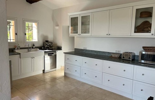 Tourrettes-sur-Loup Villa | Villa Bellevue in Tourrettes-sur-Loup