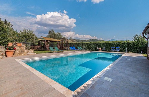Castiglione d'Orcia Villa | Villa Belle Vue: a Charm