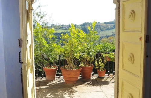 Camporgiano Apartment | VILLA BENEDETTA, Casa Olga # 2