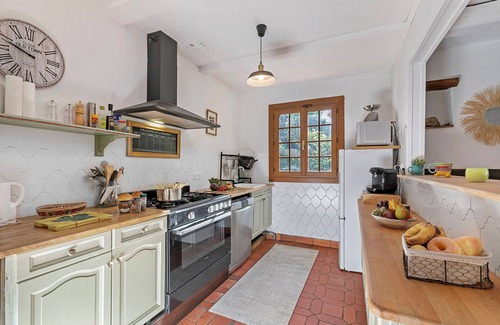 Levens Villa | Villa Benni - Swimming pool mountain view, Levens, France