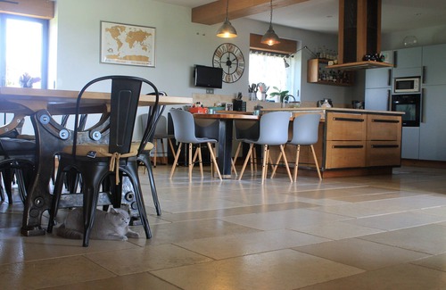 Saint-Robert Villa | Villa between Corrèze and Dordogne! Beautiful heated pool.