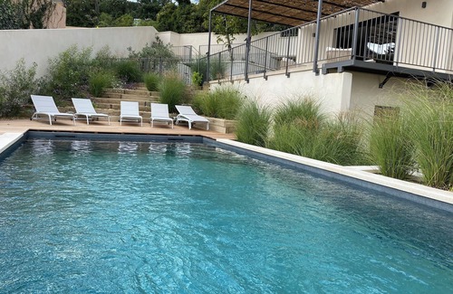 Rochefort-du-Gard Villa | Villa between Avignon and Nîmes with heated outdoor pool on request.