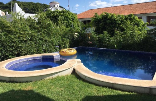 Guadalajara Villa | Villa Blanca